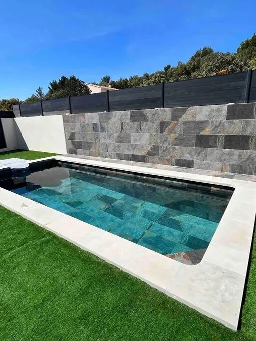 Holiday home Villa Les Vieux Chenes Vacqueyras